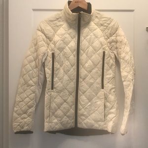 Lululemon reversible cream/black quilted jacket 6